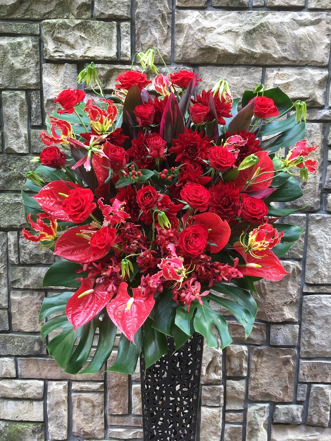 1275　Ｒバラ・グロリオサ　高級ワイヤースタンド花