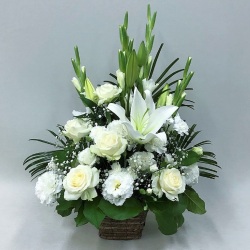 お供え お悔やみ 法要 一周忌 供花 枕花 白 バラ ユリ アレンジメント