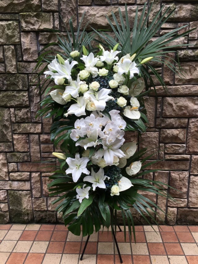 1041 白胡蝶蘭 ユリ スタンド花2段連結