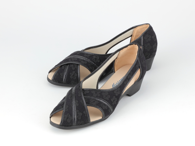 MM110 健康らくらく 花柄ジャガードクロスベルトパンプス（MM110）