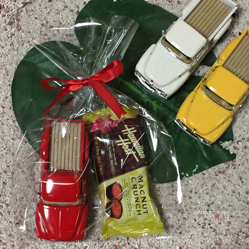 バレンタインギフト フォードピックアップトラックミニカー×チョコバーセット