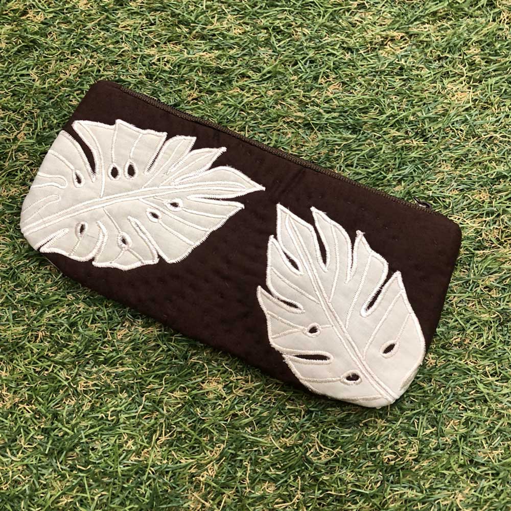 ハワイアンキルト Hawaiian Quilt リーフ柄ペンケース　ブラウン