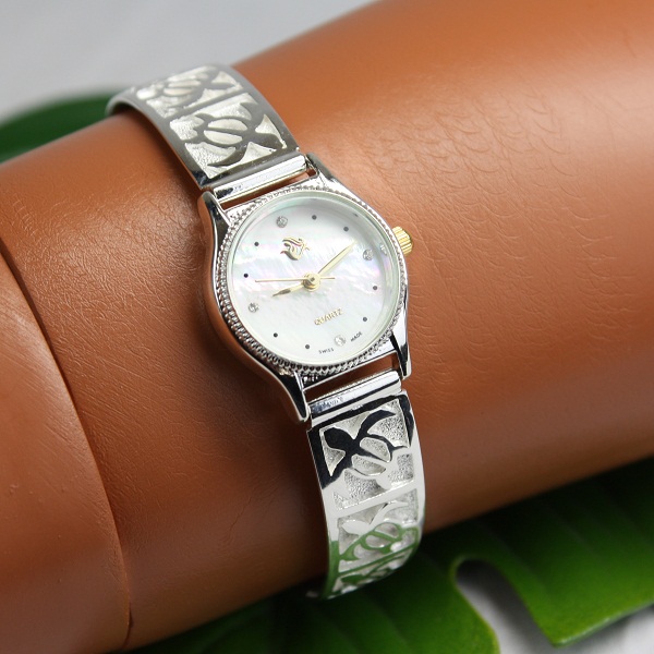 ハワイアンジュエリー　時計 Amazon.co.jp: ハワイアンジュエリー ゴールド時計14kピンク