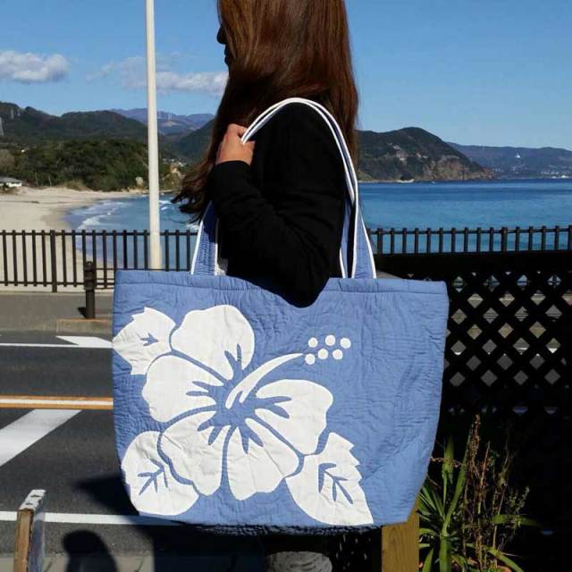 Hawaiianquiltハワイアンキルト ハイビスカス柄スクエアートートバッグ 
