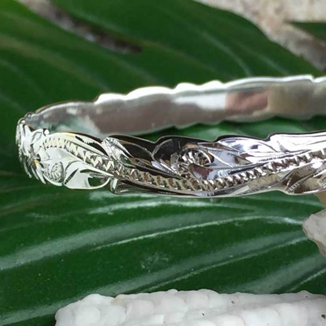 Hawaiianjewely ハワイアンジュエリー シルバーバングル「プルメリア