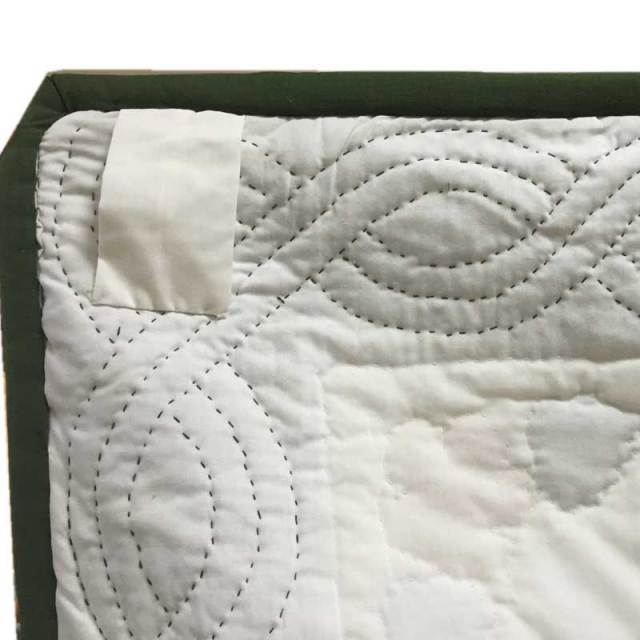 Hawaiian quilt ハワイアンキルトタペストリー  アルファベット柄　グリーン　123×103cm