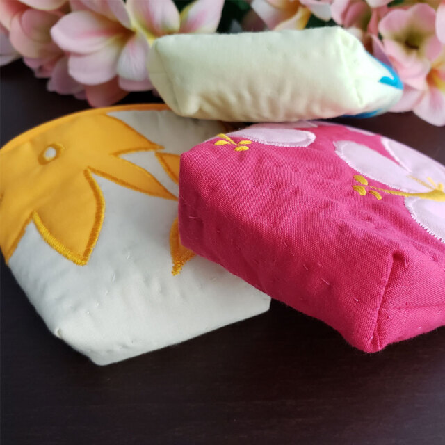 ハワイアンキルト Hawaiian Quilt 花柄コインケース/財布　小銭入れ
