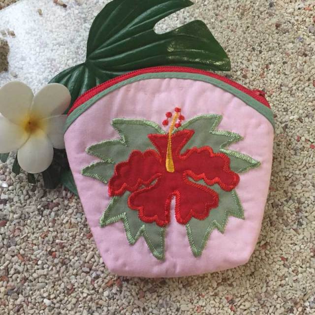 ハワイアンキルト Hawaiian Quilt ハイビスカスコインケース