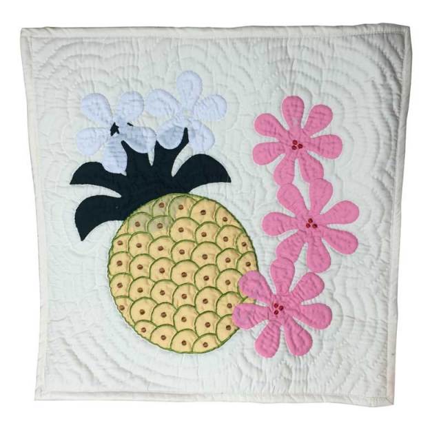 ハワイアンキルトグッズクッションカバー『パイナップルホワイト』45×45