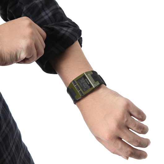 NIXON ニクソン腕時計　NIXON/THE COMP　SURPLUS BLACK