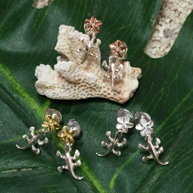 ハワイアンジュエリー　シルバーピアス　ゲッコー×プルメリア/シルバー　hawaiian jewely