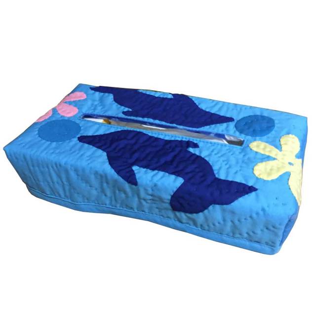 ハワイアンキルト　Hawaiian Quilt　ティッシュボックスカバー イルカ柄