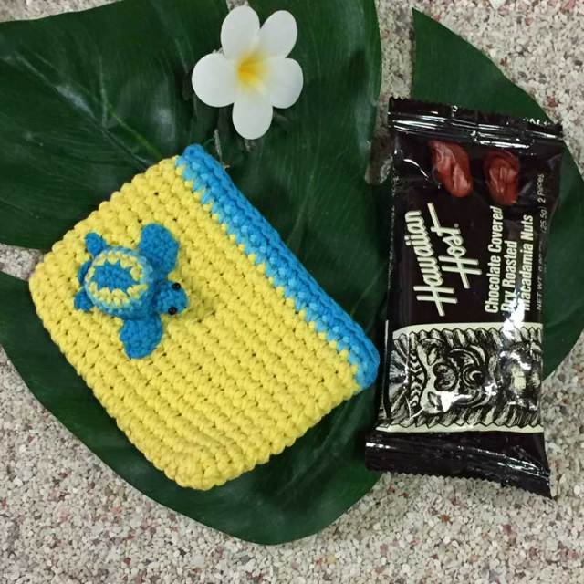 ホワイトデーギフトアソートセット　ホヌポーチ＆マカデミアナッツチョコレート