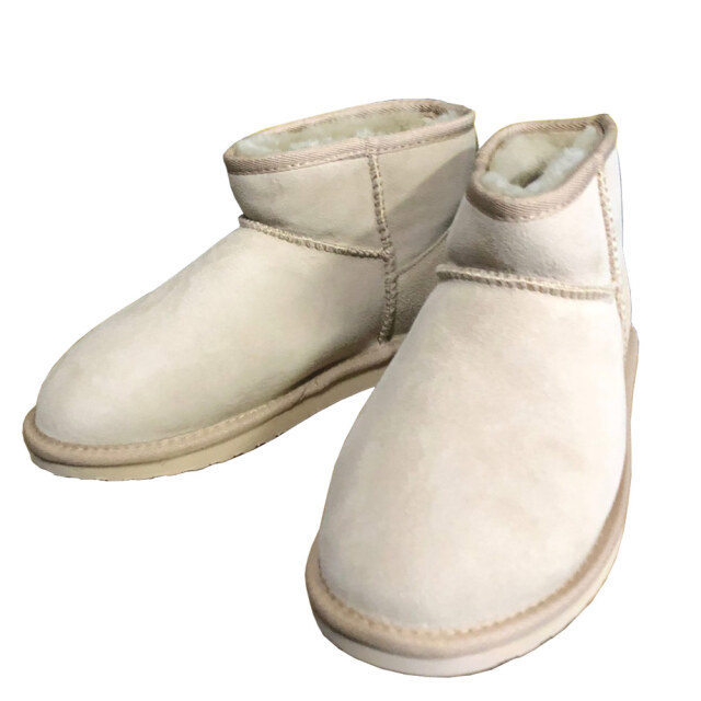 EMU シープスキンブーツ STINGER MICRO