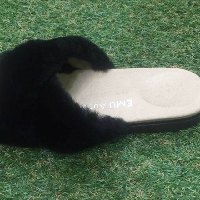 EMU　Mareeba　エミュー　マリーバ　BLACK/レディースサンダル　ファーサンダル