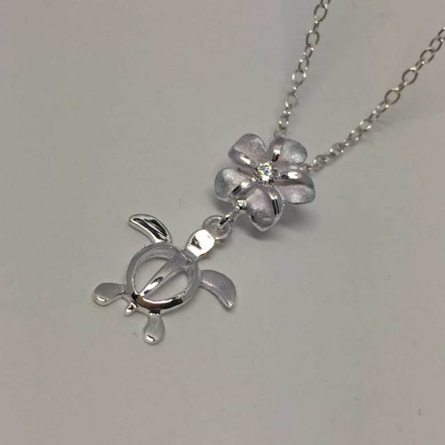 ハワイアンジュエリー シルバーチェーン付きペンダントネックレス