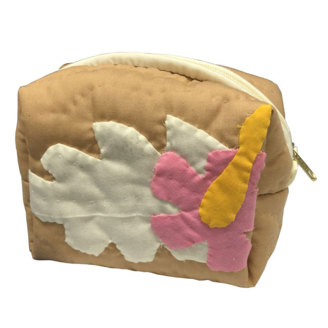 ハワイアンキルト Hawaiian Quilt　キャラメルポーチ ハイビスカス　ベージュ/小物入れ　化粧ポーチ