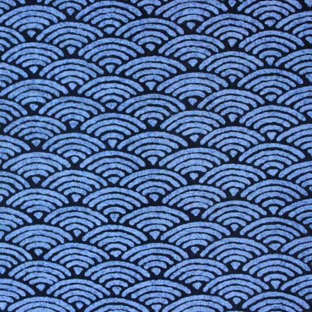 ハワイアン生地 青海波文様 日本 着物 レディース ワンピース コットン100%  ３ｍまでゆうパケット対応  パウスカート生地 カーテン生地 ベットカバー生地 おしゃれ かわいい おススメ