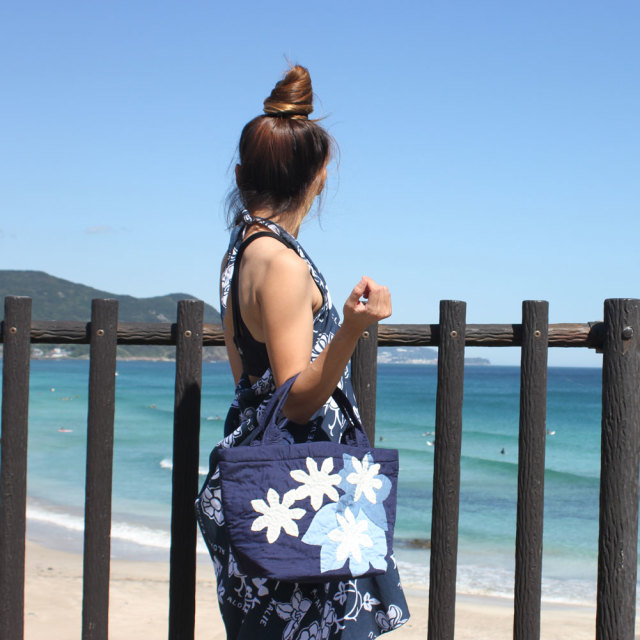 ハワイアンキルト バッグ ティアレ柄 ネイビー 人気 かわいい ギフト