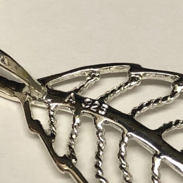ハワイアンジュエリー ネックレス チェーン付き ペンダント シルバー マイレリーフ Maile Leaf レディース