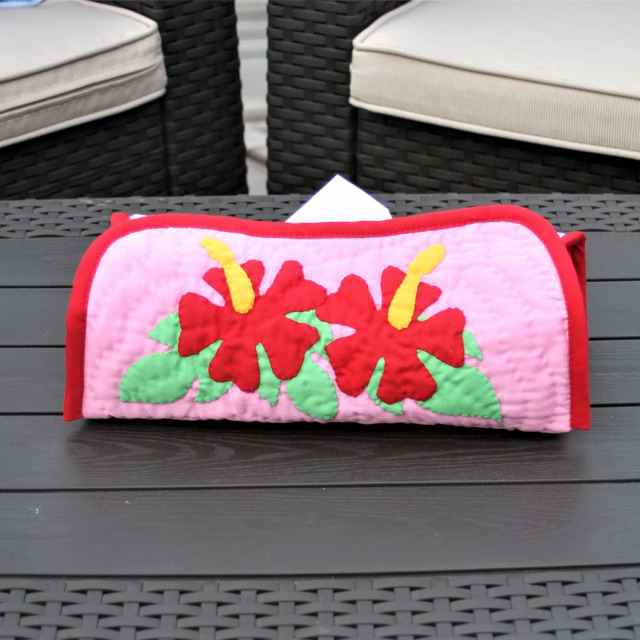 ハワイアンキルト　Hawaiian Quilt　ティッシュボックスカバー ハイビスカス