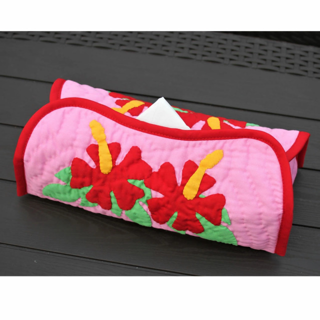 ハワイアンキルト　Hawaiian Quilt　ティッシュボックスカバー ハイビスカス