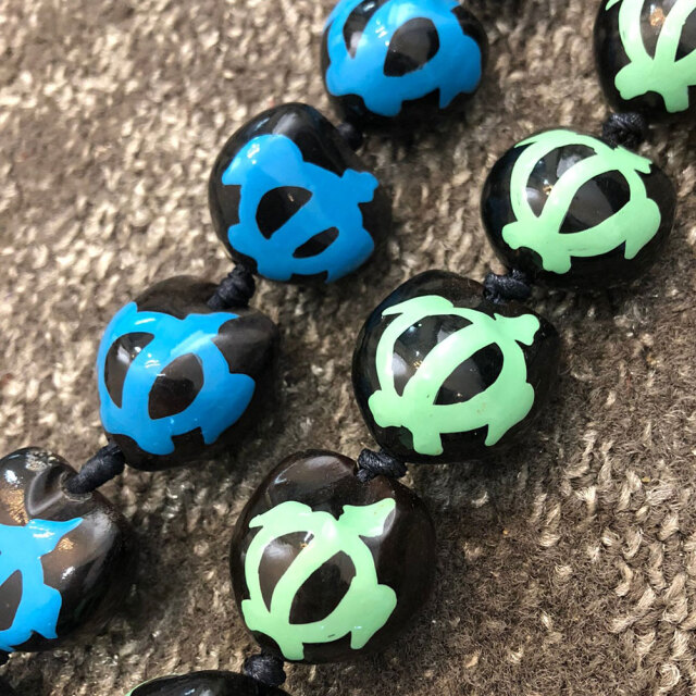 ククイ レイ Kukui Lei ホヌ フラ ハワイアン 海亀 首飾り