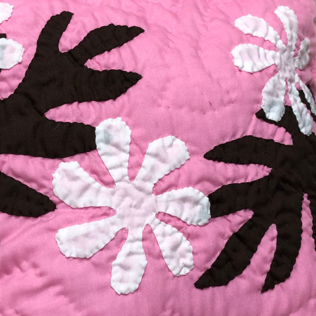 ハワイアンキルトバッグ　 ショルダーバッグ ピンク ハワイアンキルト ☆ ショルダーバッグ ☆ サコッシュ ウル/ホヌ