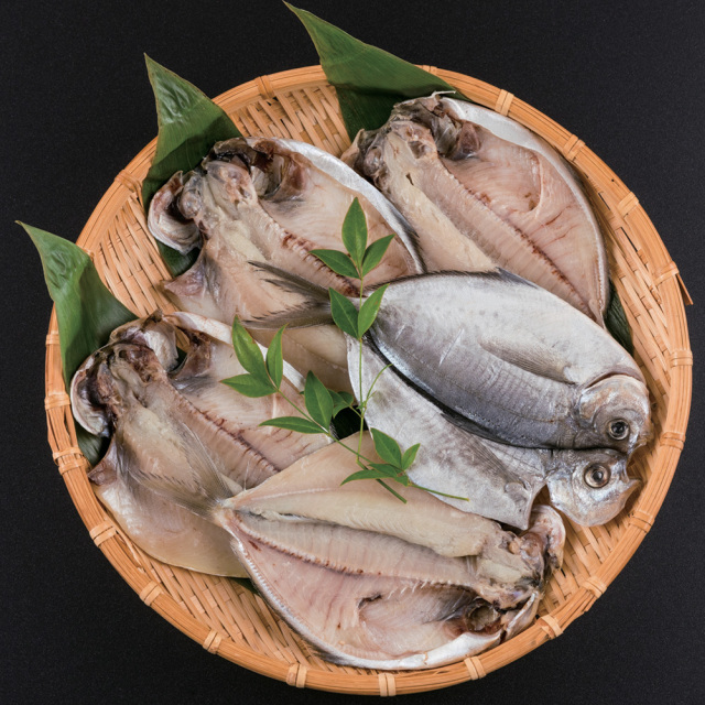 すぺしゃりて 尾幌こま まとめ売り 楽天市場】マルア 阿部商店 塩いくら 500g 木箱 送料無料 イクラ