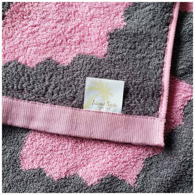 キャシーマム ハワイアンキルト柄 バスタオル 花 フラワー グレー