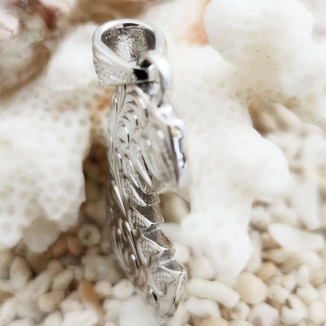 ◇ハワイ直輸入◇手渡し特価◇アーティスティカ/ペンダント/CODDLES