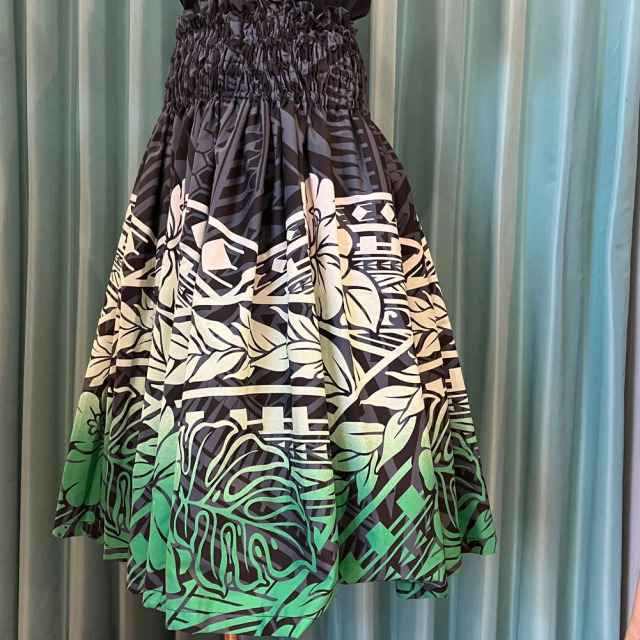 パウスカートシングル大人用 ブラックグリーン ハイビスカス モンステラ