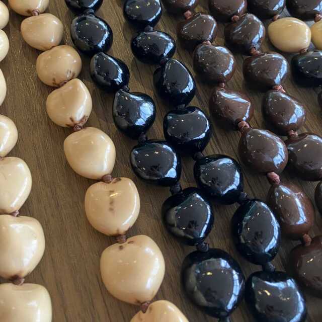 ククイ レイ Kukui Lei フラ ハワイアン 首飾り
