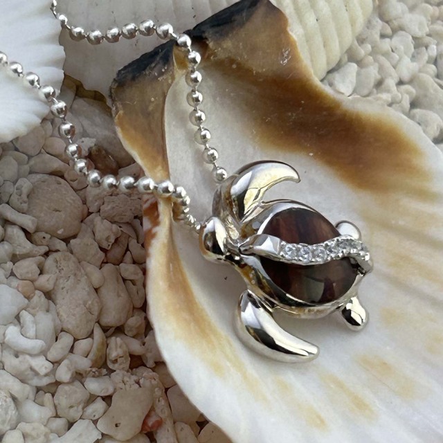 【新品】S&A ネックレス トップ 亀　シルバー　ポーランド館 新品】S&A ネックレス トップ 亀シルバー万博・ポーランド館琥珀