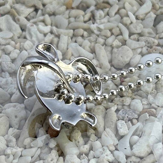 ハワイアンジュエリー ペンダント 海亀ヘッド ネックレス ホヌ シルバーボールチェーン付き