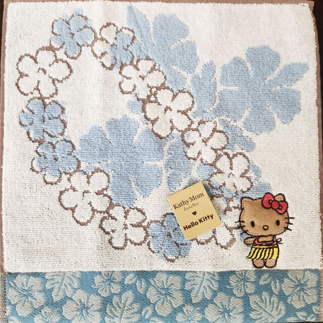 ハローキティ hellow kitty ミニハンドタオル×いちごチョコレート