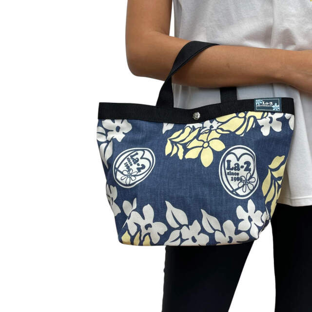 トートバッグ [Slowslowly] Daisy Raffia Mini Tote Bag トートバッグ [Slowslowly] Daisy Raffia Mini Tote Bag Raffia