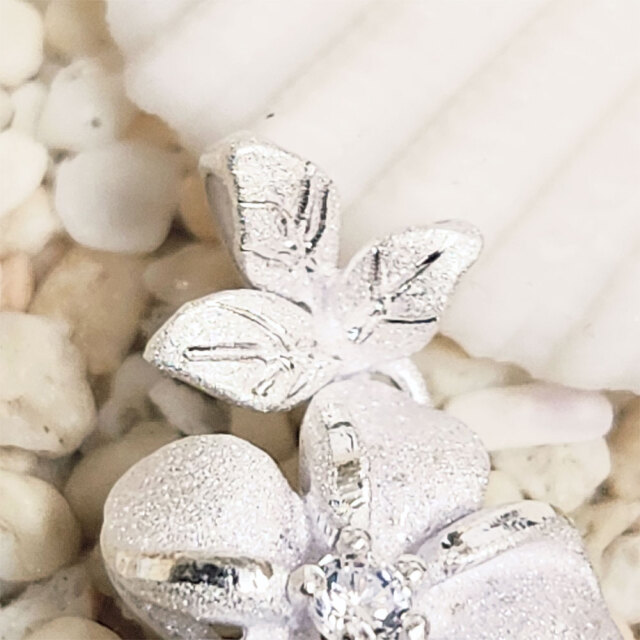 ハワイアンジュエリー プルメリアペンダント ネックレス シルバー チェーン付き