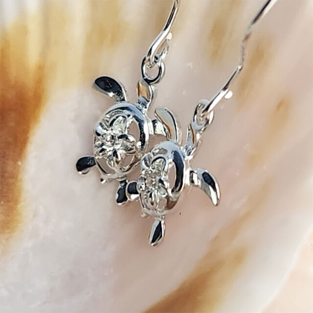 ハワイアンジュエリー ホヌピアス フックタイプ E321