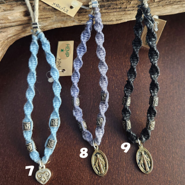 ハンドメイドアクセサリー アクア AQUQ ヘンプブレスレット ぽっきり