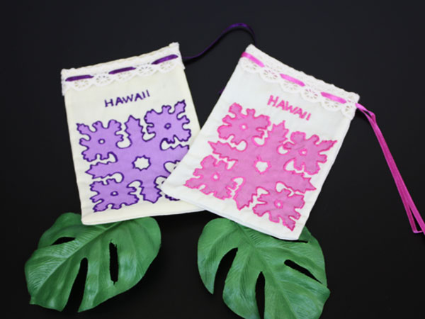Hawaiian quilt サシェバック　ハイビスカス　パープル＆ピンク/ハワイアンキルトグッズ 小物入れ 巾着袋