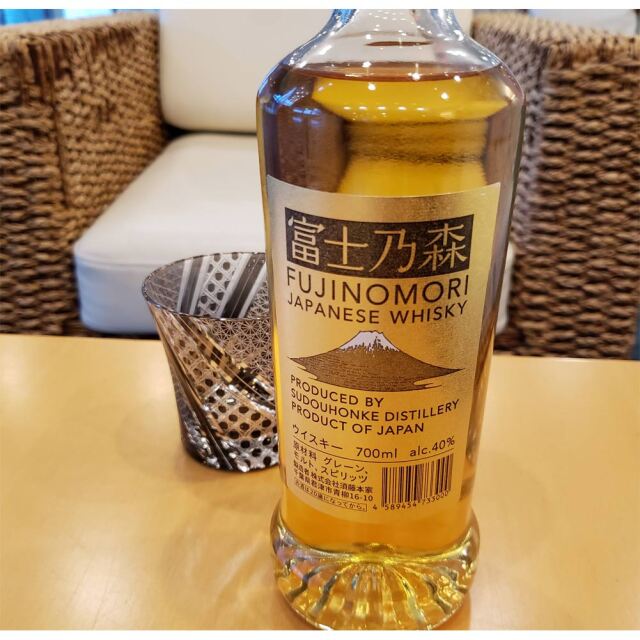 ウイスキー 富士乃森 700ml 箱付き アルコール40％ お土産