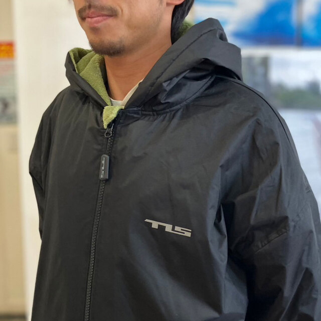 お着替えポンチョ TOOLS マイクロファイバー フルジップアップ トゥールス TLS WATER PROTECTION MICRO PONCHO