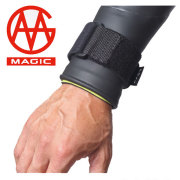 13fw-magic-strap1