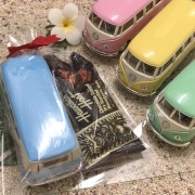 バレンタインギフト ダイキャストミニカー　1962 VW クラシカルバス パステル×チョコバーセット