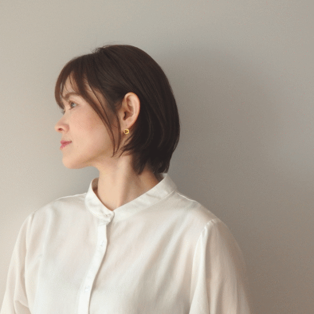 カラーストーンピアス