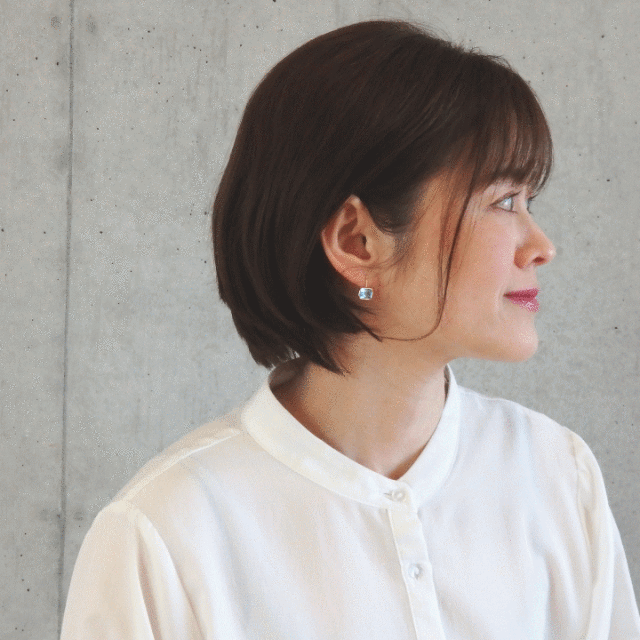 カラーストーンピアス