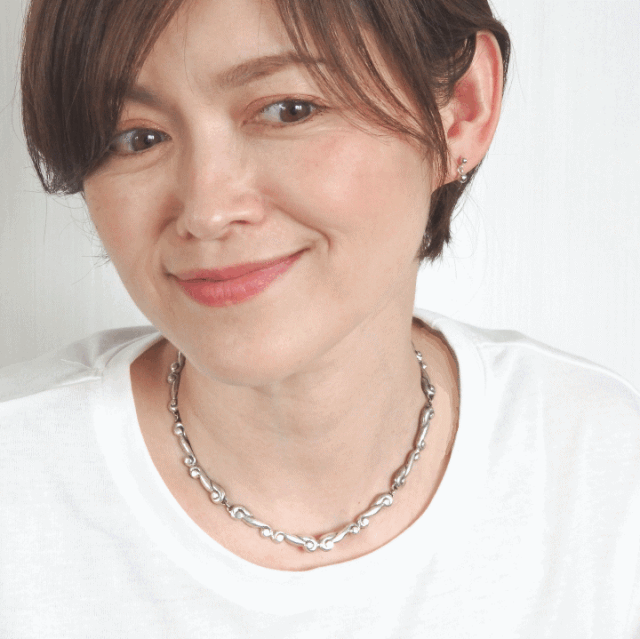 シルバーネックレス