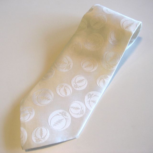 SYF WHITE TIE CHIEF SET