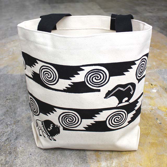 DESIGN WEST BEARS & BUFFALO TOTE BAG